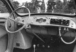 4cv Interieur